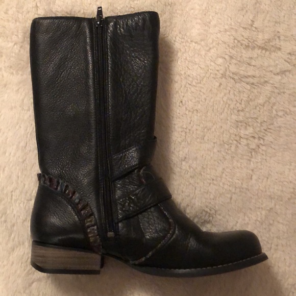 Black Kenzie leather boots with buckles, stud, and ruffle details - Picture 2 of 13